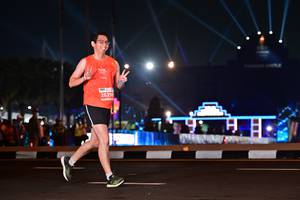 BIB: 26298
                            <button type="button" onclick="openModal(15088051)" class="btn btn-primary btn-sm float-right btn-popup" data-toggle="modal" data-target=".modal-high-quality">
                        <i class="fas fa-shopping-cart"></i> Add to Cart
                    </button>
                                            <button type="button" onclick="isThisMe(15088051, true)" class="btn btn-success btn-sm float-right btn-popup btn-isme hidden" data-toggle="tooltip" data-placement="bottom" title="นี่คือรูปของคุณใช่ไหม คลิกที่นี่เพื่อเอาเข้าอัลบั้ม">
                        <i class="fas fa-plus"></i> Add to album
                    </button>
                    <button type="button" onclick="isThisMe(15088051, false)" class="btn btn-warning btn-sm float-right btn-popup btn-isnotme hidden">
                        <i class="fas fa-ban"></i> Remove from album
                    </button>